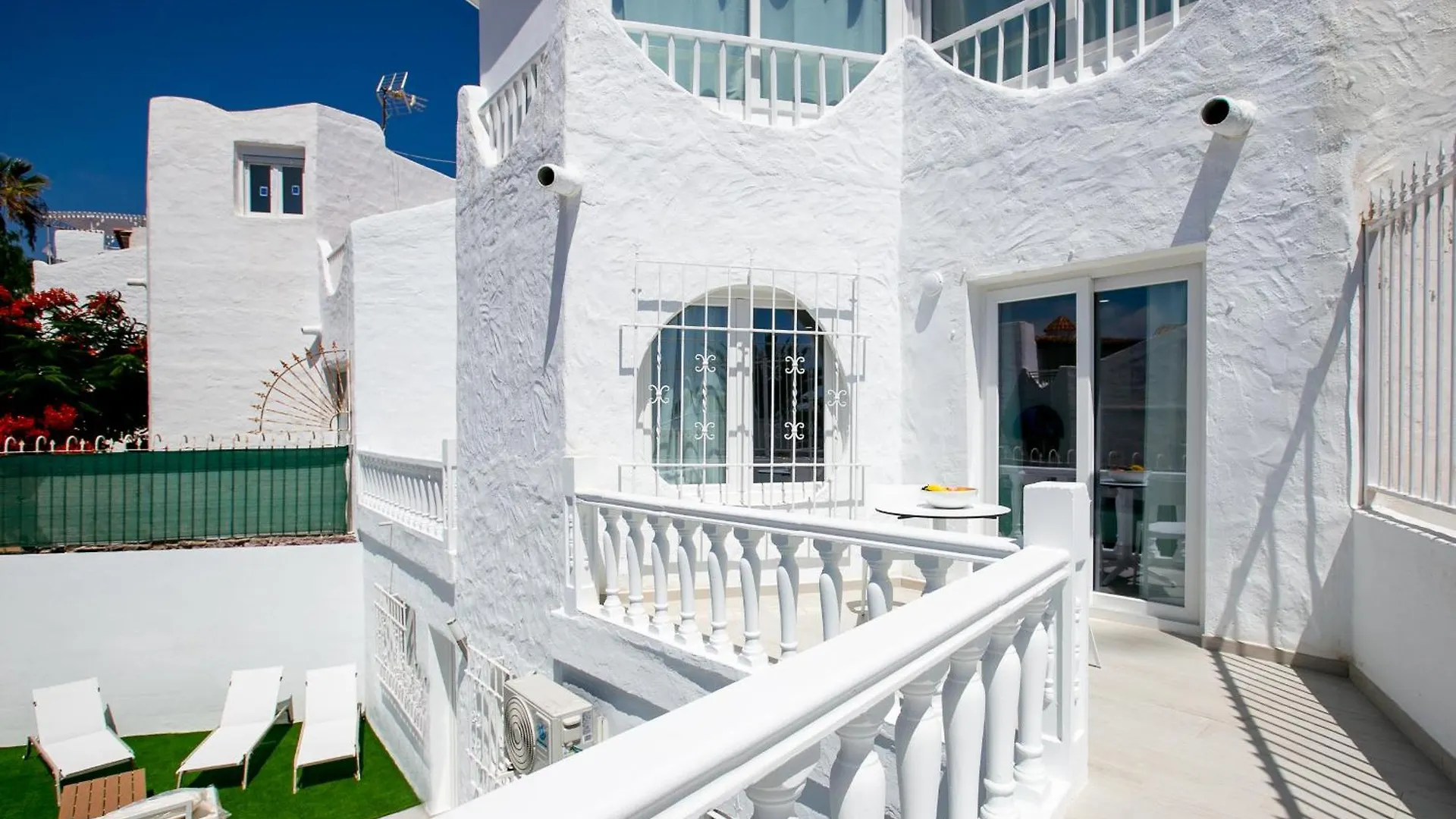 55 Party Beach Group Villa Las Americas Playa de las Americas  Spain